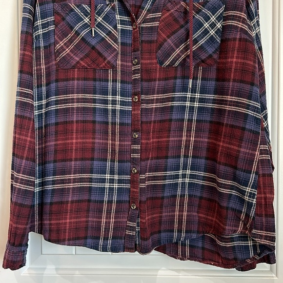 Maurices Plaid Button Up Shirt - Picture 3 of 5